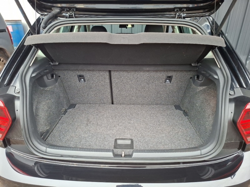 Used Volkswagen Polo 2018 for sale - 77837913: Photo 8