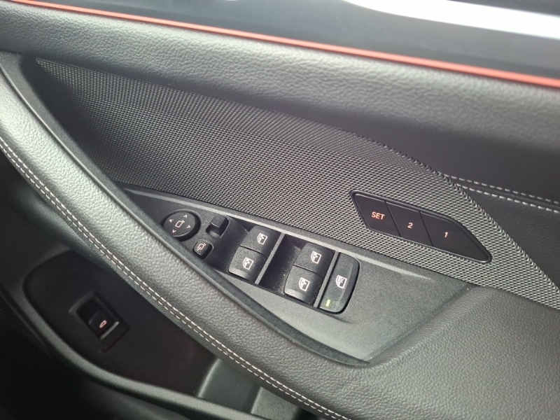 Used BMW i4 2022 for sale - 78113046: Photo 18