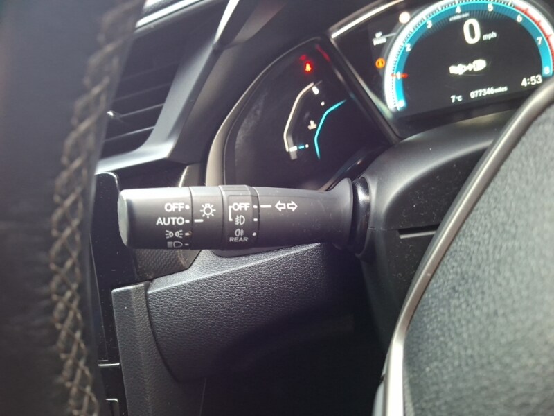 Used Honda Civic 2018 for sale - 77964015: Photo 13