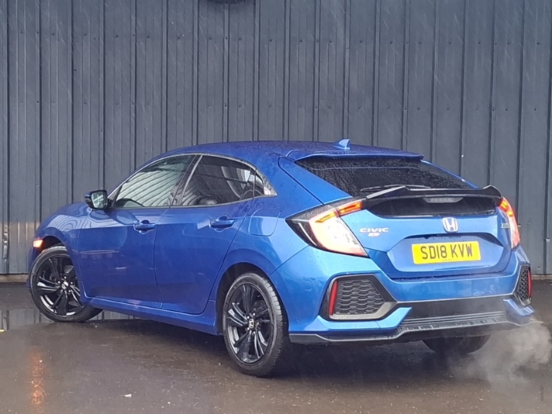 Used Honda Civic 2018 for sale - 77964015: Photo 3