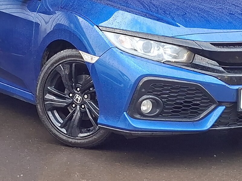 Used Honda Civic 2018 for sale - 77964015: Photo 9