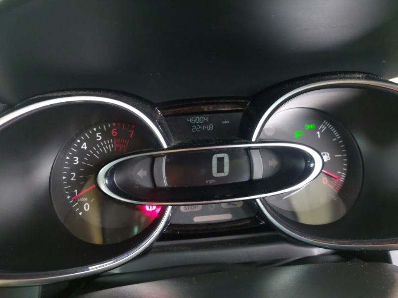 Used Renault Clio 2017 for sale - 76335595: Photo 10