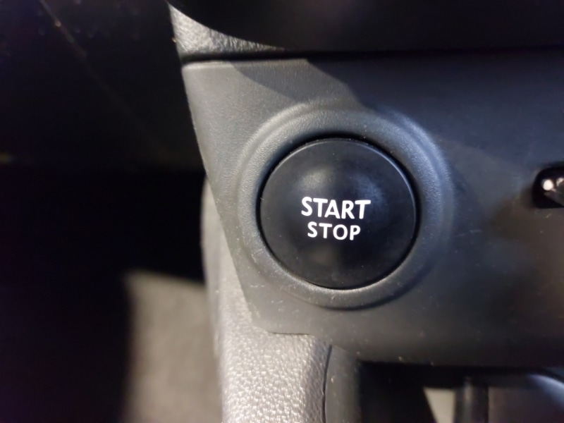 Used Renault Clio 2017 for sale - 76335595: Photo 16