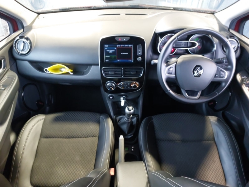 Used Renault Clio 2017 for sale - 76335595: Photo 2