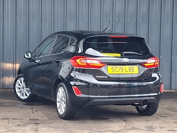 Used Ford Fiesta 2019 for sale - 79420217: Photo