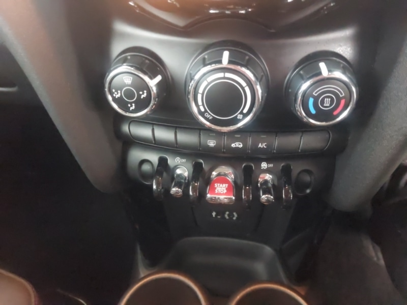 Used MINI Hatch 2018 for sale - 76493032: Photo 14