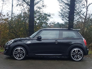 Used MINI Hatch 2018 for sale - 76493032: Photo