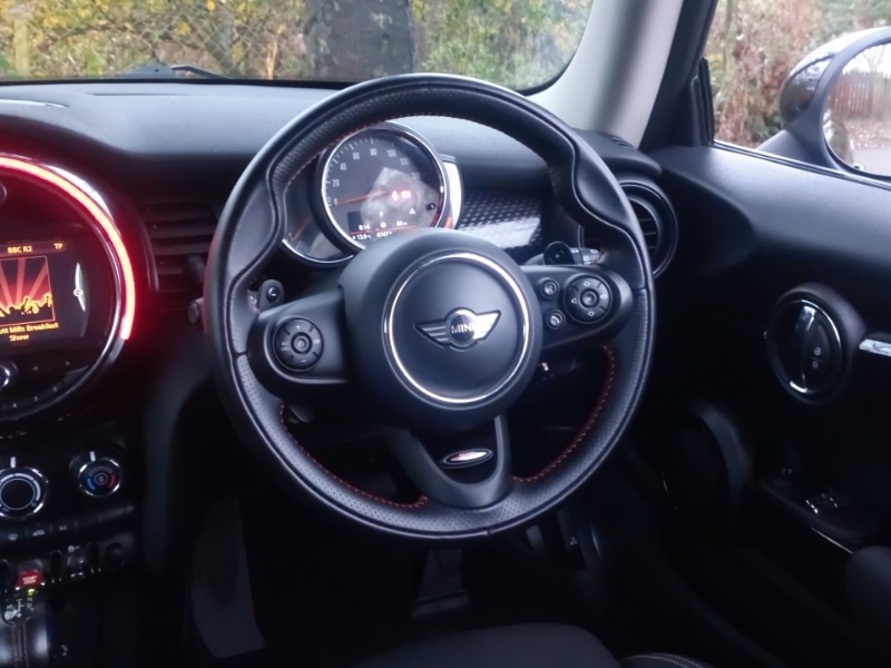 Used MINI Hatch 2018 for sale - 76493032: Photo 7