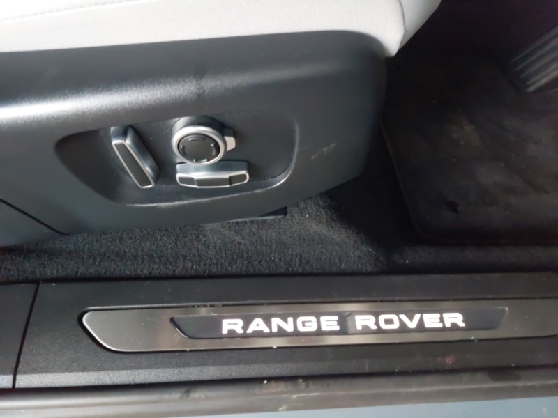 Used Land Rover Range Rover Evoque 2022 for sale - 77097163: Photo 11