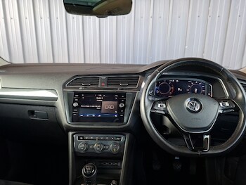 Used Volkswagen Tiguan Allspace 2020 for sale - 78252873: Photo