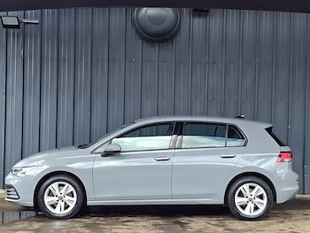 Used Volkswagen Golf 2022 for sale - 78467378: Photo
