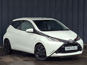 Used Toyota AYGO 2017 for sale - 79707232: Photo