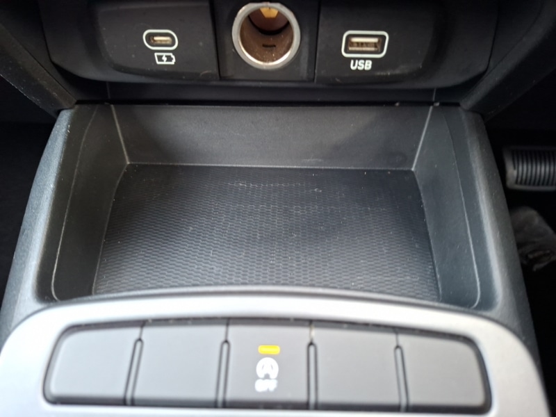 Used Hyundai i10 2024 for sale - 77596704: Photo 18