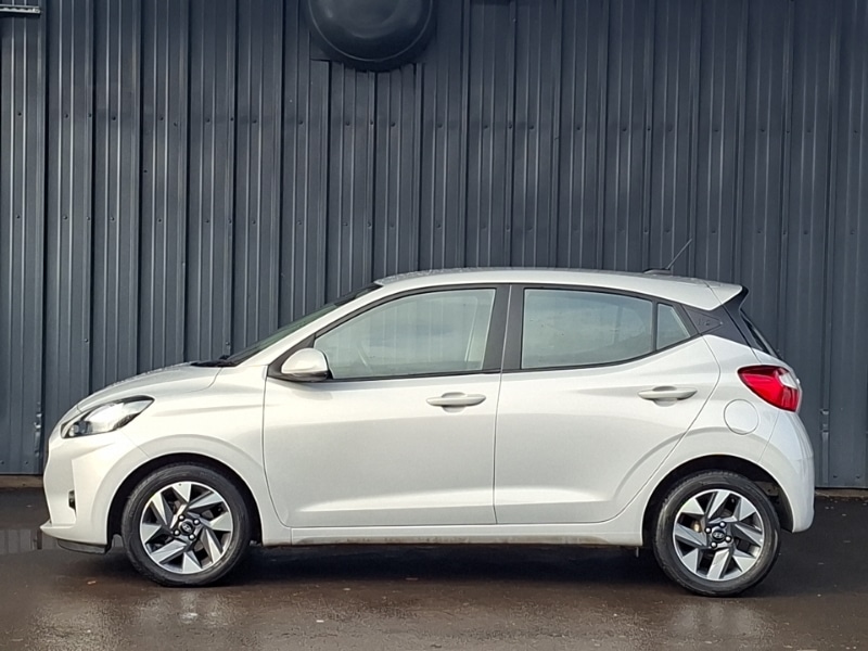 Used Hyundai i10 2024 for sale - 77596704: Photo 4