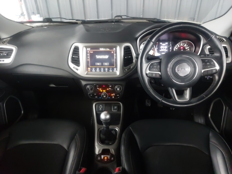 Used Jeep Compass 2018 for sale - 76130220: Photo 2
