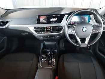 Used BMW 1 Series 2022 for sale - 76602323: Photo