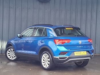 Used Volkswagen T-Roc 2018 for sale - 79286626: Photo