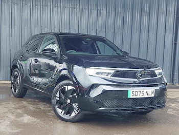 2025 - 115kW Ultimate 54kWh 5dr Auto