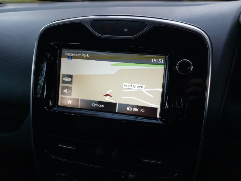 Used Renault Clio 2015 for sale - 76644091: Photo 13