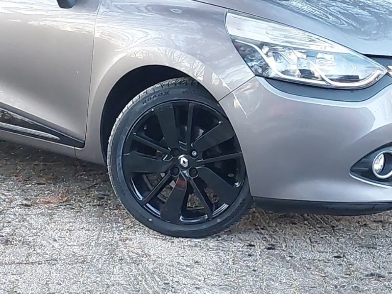 Used Renault Clio 2015 for sale - 76644091: Photo 9