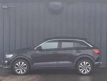 Used Volkswagen T-Roc 2021 for sale - 79185753: Photo