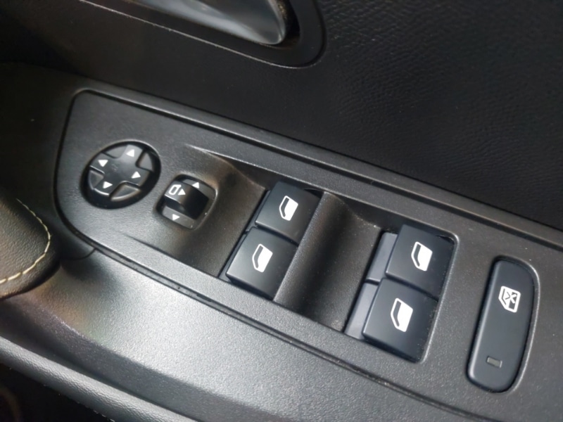 Used Peugeot 2008 2020 for sale - 76354355: Photo 15