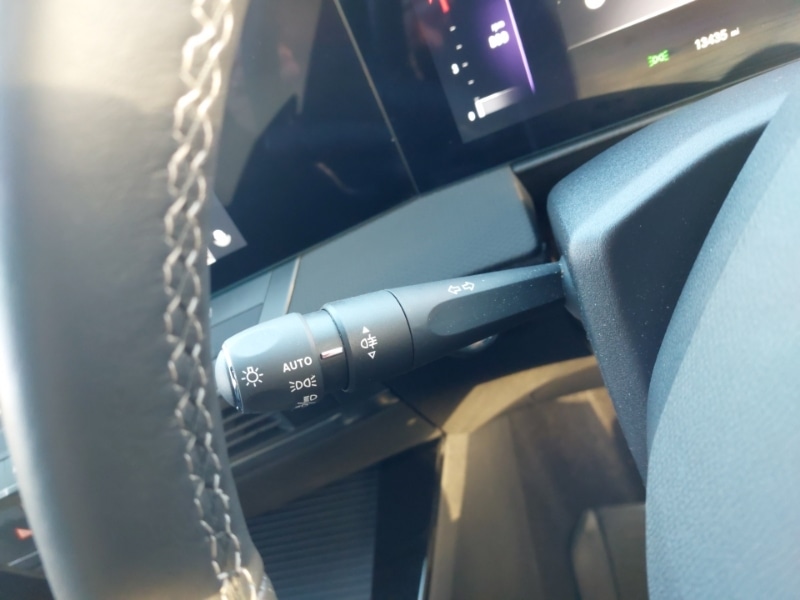 Used Vauxhall Astra 2025 for sale - 76963891: Photo 14