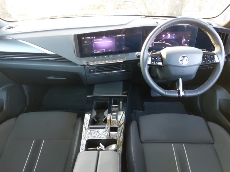 Used Vauxhall Astra 2025 for sale - 76963891: Photo 2