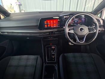 Used Volkswagen Golf 2023 for sale - 78079622: Photo