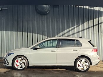 Used Volkswagen Golf 2023 for sale - 78079622: Photo