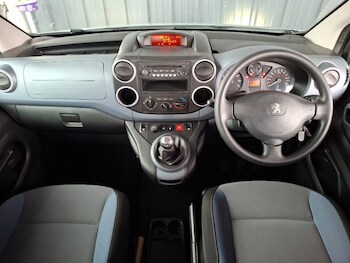 Used Peugeot Partner Tepee 2015 for sale - 78440704: Photo