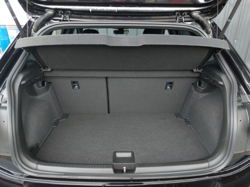 Used Volkswagen Polo 2024 for sale - 76392903: Photo 8