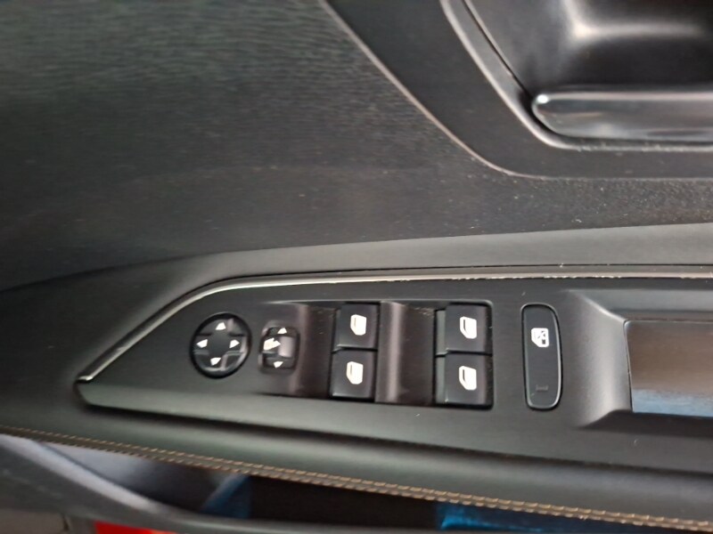Used Peugeot 3008 2018 for sale - 77610769: Photo 11