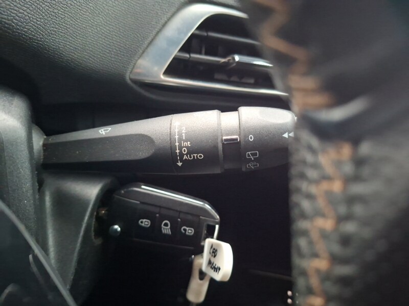 Used Peugeot 3008 2018 for sale - 77610769: Photo 16