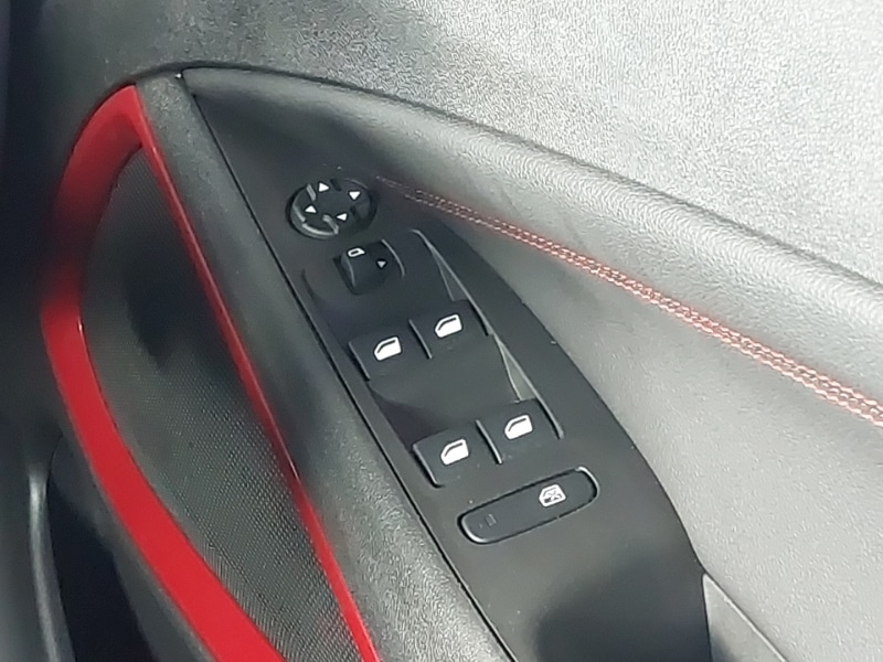 Used Vauxhall Crossland 2022 for sale - 76238188: Photo 10