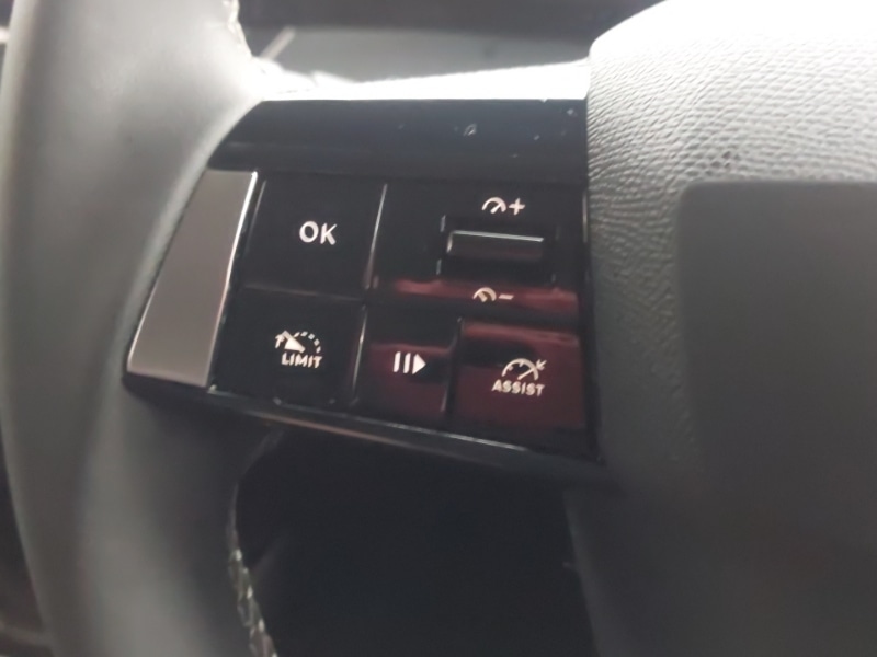 Used Vauxhall Astra 2024 for sale - 76548918: Photo 17