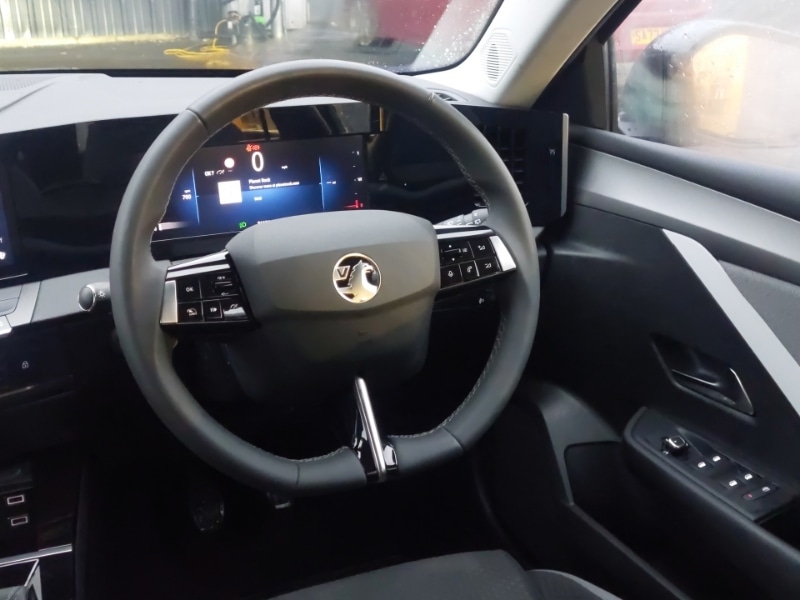 Used Vauxhall Astra 2024 for sale - 76548918: Photo 7