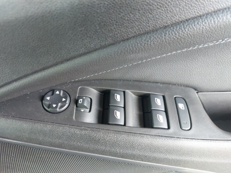 Used Vauxhall Crossland 2022 for sale - 76628689: Photo 11