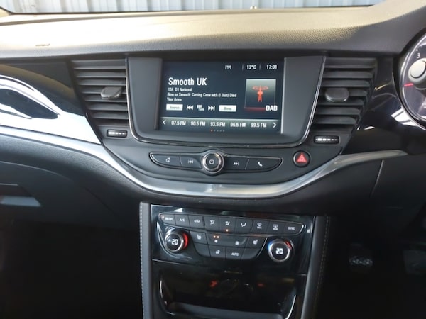Used Vauxhall Astra 2017 for sale - 76335597: Photo 11