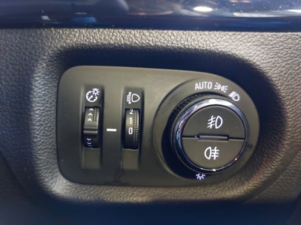 Used Vauxhall Astra 2017 for sale - 76335597: Photo 14