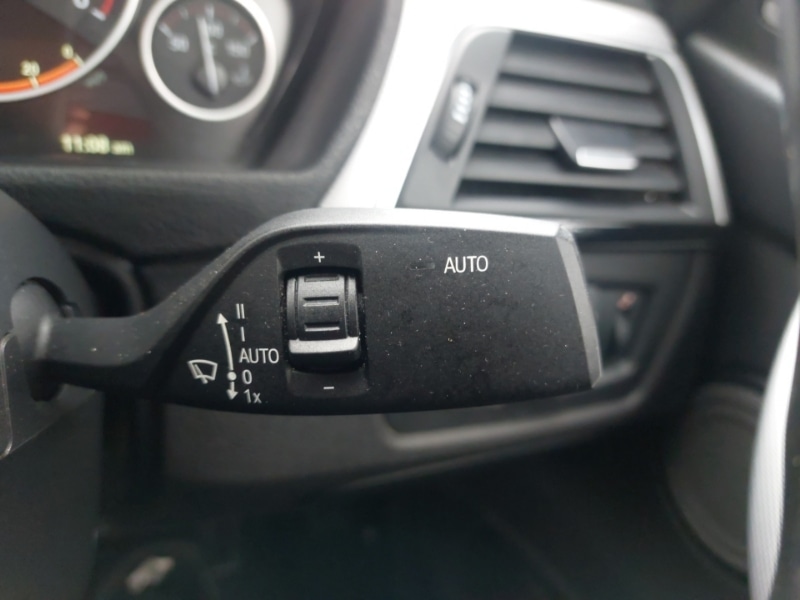 Used BMW 3 Series 2017 for sale - 76464850: Photo 14