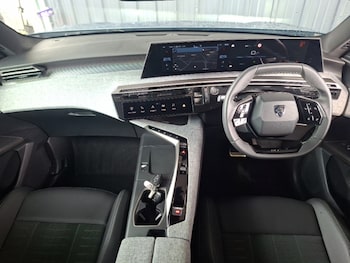 Used Peugeot 3008 2025 for sale - 79286631: Photo