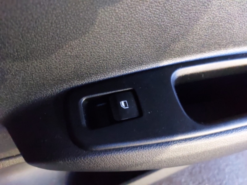 Used Hyundai i10 2024 for sale - 77130215: Photo 10