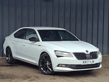 Used Skoda Superb 2017 for sale - 79517297: Photo