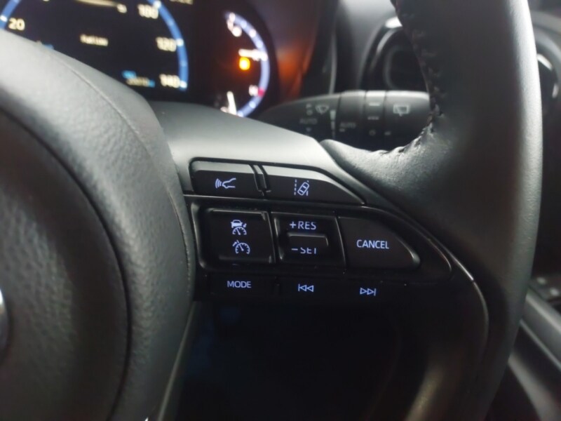 Used Toyota Yaris Cross 2022 for sale - 76478518: Photo 16