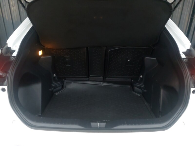 Used Toyota Yaris Cross 2022 for sale - 76478518: Photo 8