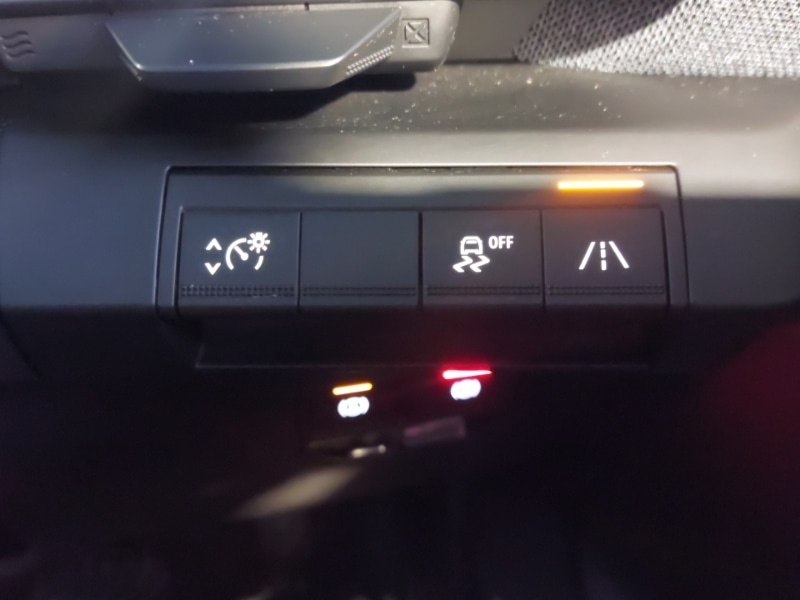 Used Renault Megane E Tech 2023 for sale - 76369573: Photo 16