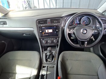 Used Volkswagen Golf 2018 for sale - 78252884: Photo