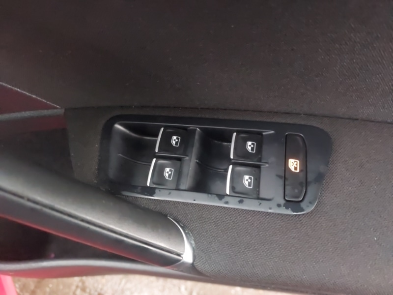 Used Volkswagen Golf 2018 for sale - 76880007: Photo 13