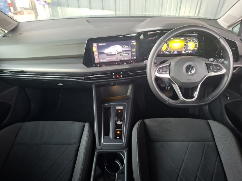 Used Volkswagen Golf 2022 for sale - 78178831: Photo 2